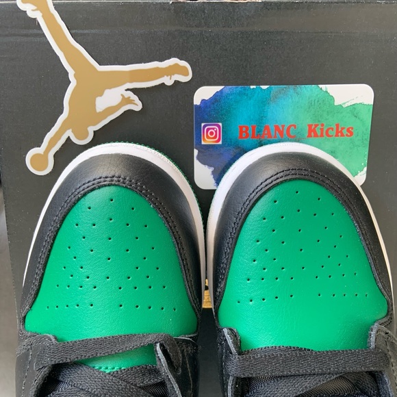 PRE-OWNED ‼️ Jordan 1 Mid GREEN TOE (Grade School) — 6Y (7.5W) - Picture 8 of 10